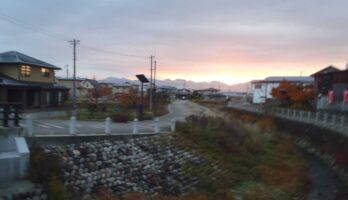 寒河江も11月末になり冬景色に近くなりました