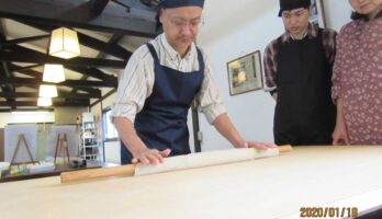 東根市にお住まいのご家族がそば打ちに来てくださいました