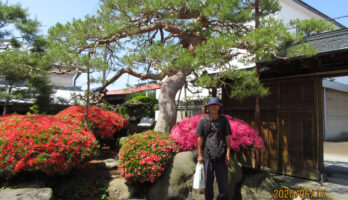 関西から若々しい紳士が資料館にお越し下さいました。