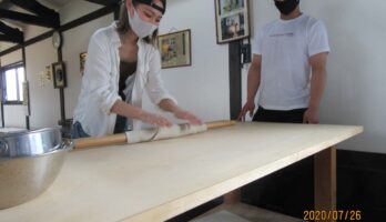 山形市から素敵な美男美女がそば打ちに来てくれました