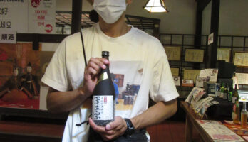 爽やかな好青年が古澤酒造資料館にお越し下さいました。