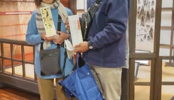 とても素敵な熟年のご夫婦が古澤酒造資料館にお越しくださいました