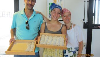 サンフランシスコより紅葉庵にそば打ちに来てくれました