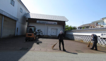 4月22日会社の清掃活動を行いました