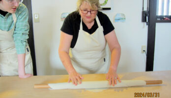 オーストラリアよりそば打ちに来てくれました