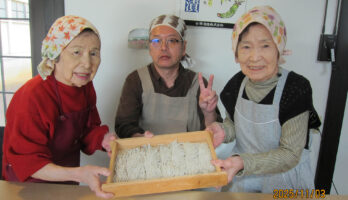 埼玉から、親孝行な青年とおばあちゃん二人が紅葉庵へ